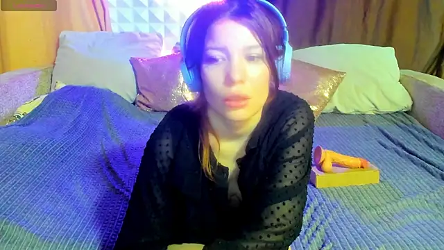 Eva purrr  online show from April 21, 2:51 am