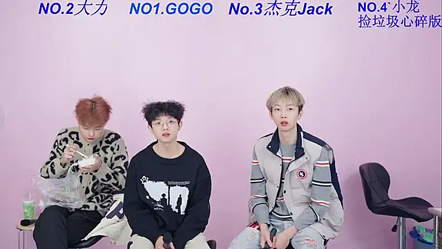 Beautifulboys-999 online show from December 4, 11:08 am