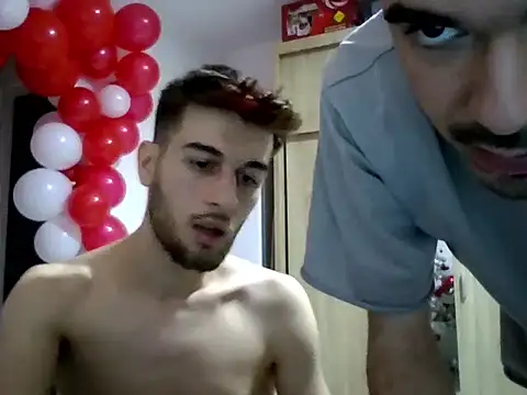 nikolasnik50 online show from December 21, 4:36 pm