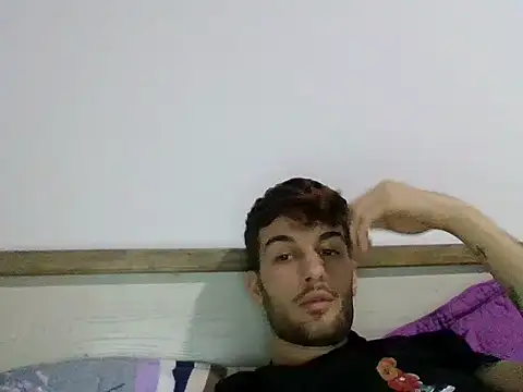 nikolasnik50 online show from January 14, 5:24 am