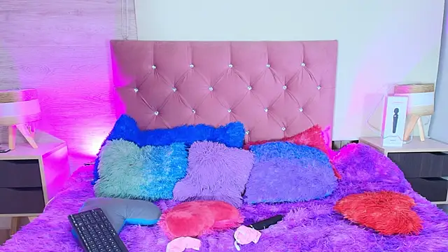 PamelaBoobs online show from March 24, 8:36 pm