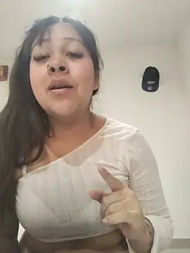 Snapshot of sweety_sophie chatting on November 11, 3:34 pm sweety sophie online show from November 11, 3:34 pm