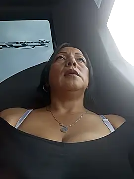 Snapshot of misshot_02 chatting on December 2, 7:09 pm misshot 02 online show from December 2, 7:09 pm