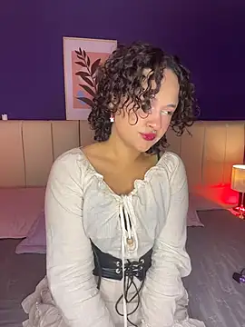  sarahRose online show from December 14, 12:32 pm