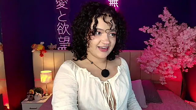 sarahRose online show from May 20, 4:07 am