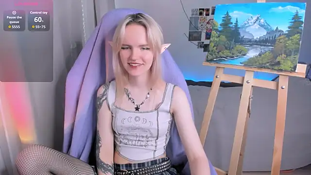 Snapshot of Mel_the_drawer chatting on May 25, 3:40 pm Mel the drawer online show from May 25, 3:40 pm