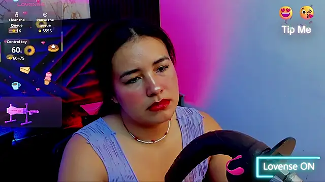 Lalalemoonds online show from December 4, 1:20 pm