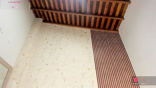 JimenaWhite online show from March 21, 8:19 am