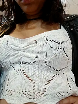 Snapshot of monFrandyd chatting on November 12, 10:09 pm monFrandyd online show from November 12, 10:09 pm