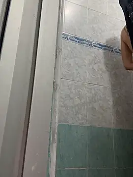 Snapshot of Luna_shinee chatting on November 15, 6:11 am Luna shinee online show from November 15, 6:11 am