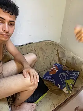 Snapshot of latinnheatxx chatting on November 16, 6:57 pm latinnheatxx online show from November 16, 6:57 pm