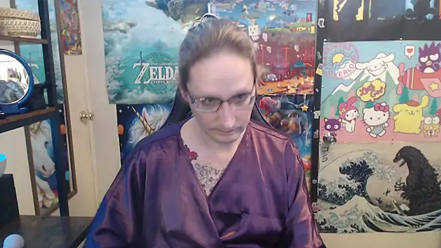 Savanah Banana  online show from April 5, 9:28 am