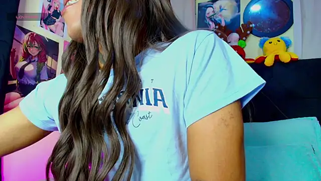 Snapshot of Ashley_21 chatting on March 2, 5:08 am Ashley 21 online show from March 2, 5:08 am