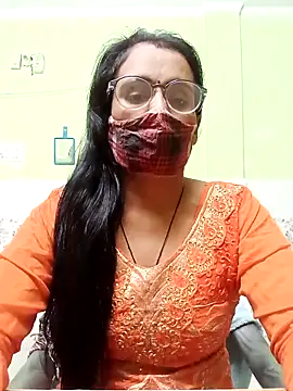 Snapshot of sanjana077 chatting on November 9, 7:06 am sanjana077 online show from November 9, 7:06 am