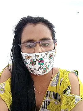 sanjana077 online show from February 13, 7:10 pm