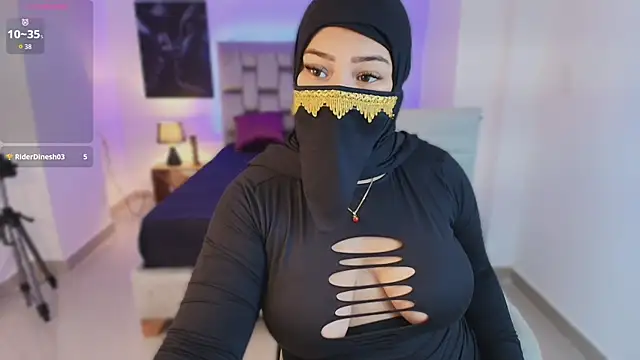 Snapshot of samiraa_haalem chatting on November 7, 5:02 pm samiraa haalem online show from November 7, 5:02 pm