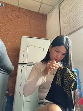 Snapshot of Beolulu chatting on January 19, 2:48 am Beolulu online show from January 19, 2:48 am