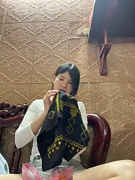 Snapshot of Beolulu chatting on March 5, 12:23 pm Beolulu online show from March 5, 12:23 pm