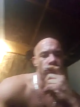 Snapshot of Cootercrammer69 chatting on November 17, 3:56 am Cootercrammer69 online show from November 17, 3:56 am