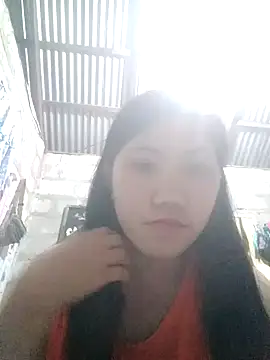 Snapshot of JuicyKittie20 chatting on November 5, 2:06 pm JuicyKittie20 online show from November 5, 2:06 pm