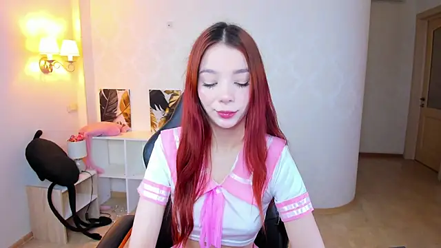 Twin kies online show from February 20, 9:04 pm