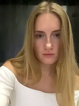 olliebells online show from November 29, 9:34 am