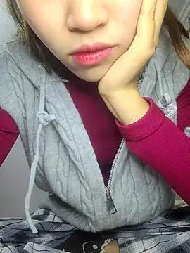 Snapshot of Liner_min chatting on November 13, 12:42 am Liner min online show from November 13, 12:42 am