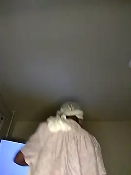 SITHANDRAH online show from December 3, 11:52 am