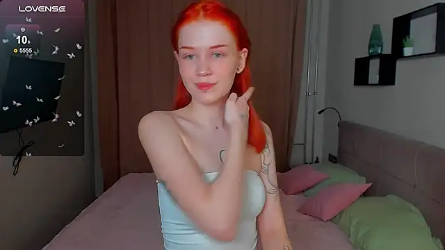 alice with freckles online show from February 15, 4:25 pm