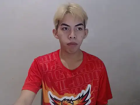 Urhotsilverboy online show from June 4, 3:29 pm
