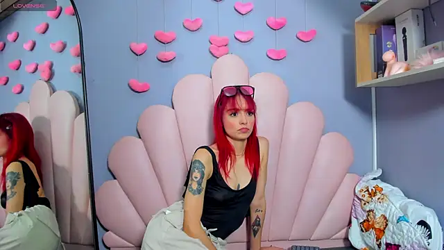 luci miller online show from February 10, 2:59 am