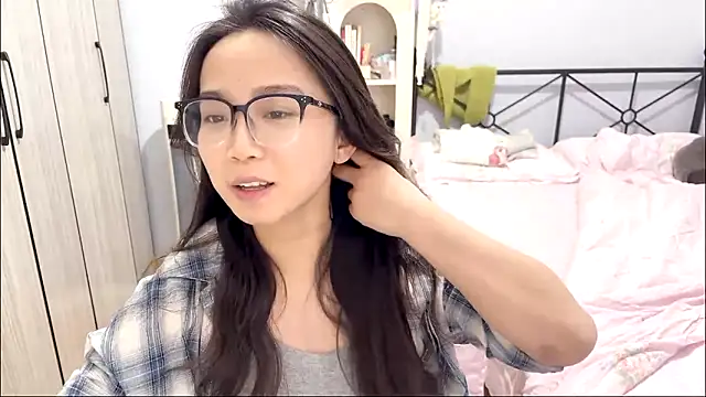 Hmm 0303 online show from March 23, 4:00 pm