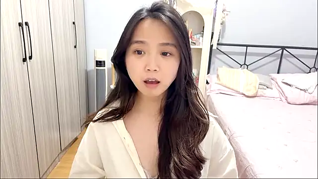 Hmm 0303 online show from March 24, 4:34 pm