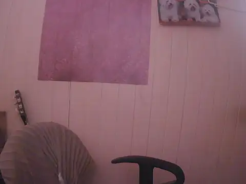 Zulreyna online show from December 4, 5:28 am