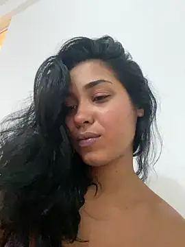 Chiara Altieri online show from April 9, 2:44 am