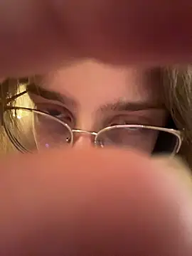 EveLunny online show from March 25, 5:02 am