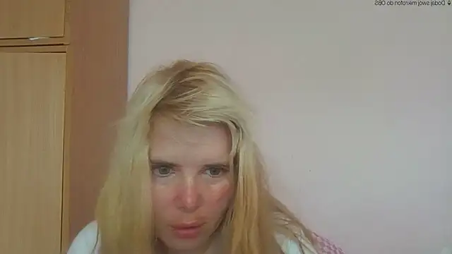 HornyElena online show from May 30, 3:31 pm