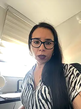 Snapshot of Vicky_ro chatting on November 7, 8:09 pm Vicky ro online show from November 7, 8:09 pm