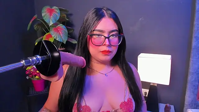 Amy whittee online show from April 22, 3:42 am