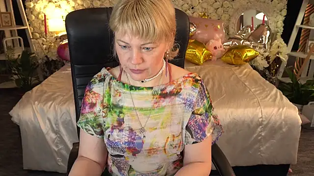 AmaraNights online show from April 21, 3:02 am