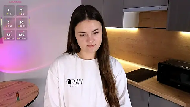 Snapshot of JoyBradley chatting on December 5, 6:11 am JoyBradley online show from December 5, 6:11 am