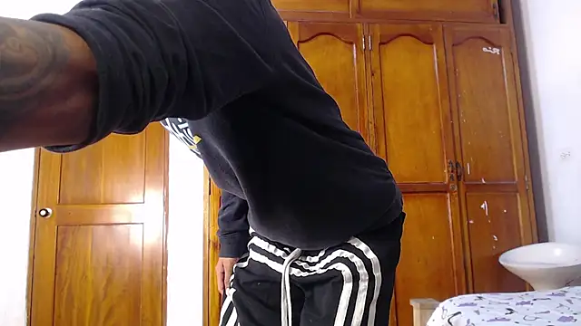 Tessachains 2  online show from February 27, 1:49 am