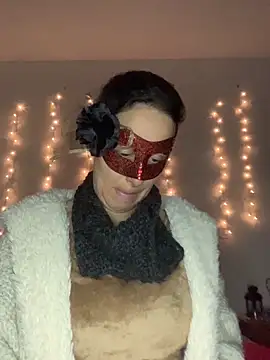 massagistahotbrunette online show from February 6, 10:46 pm