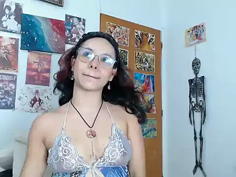 Snapshot of kiaralenon chatting on November 7, 11:27 pm kiaralenon online show from November 7, 11:27 pm