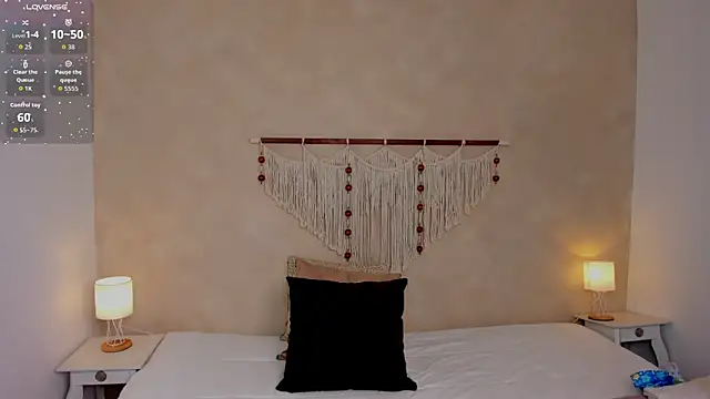  hanna sky online show from April 22, 6:42 pm