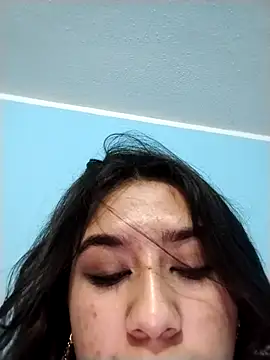 Snapshot of madeline_lx chatting on November 13, 3:38 am madeline lx online show from November 13, 3:38 am