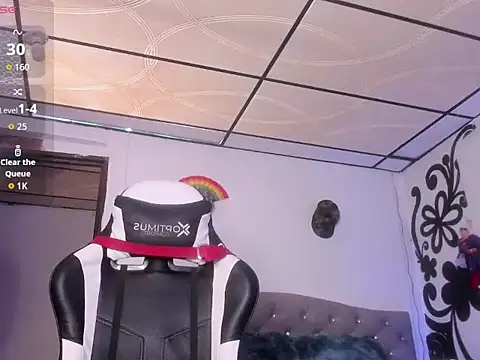 Snapshot of couple-hothot chatting on November 6, 9:37 pm couple-hothot online show from November 6, 9:37 pm