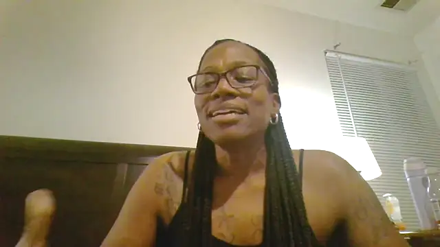 SweetParadise00 online show from November 6, 3:18 am