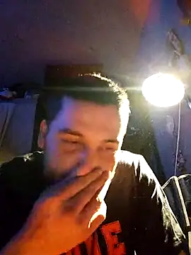 Snapshot of maneme19 chatting on November 11, 12:54 am maneme19 online show from November 11, 12:54 am