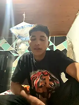 Snapshot of Abismo202 chatting on November 7, 3:39 am Abismo202 online show from November 7, 3:39 am